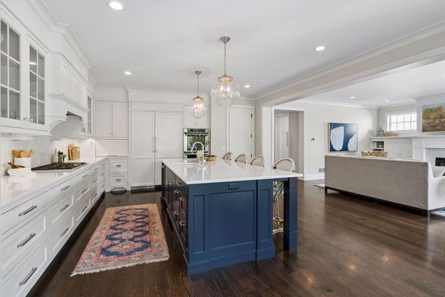 4535 W 56th Street, Edina, MN 55424