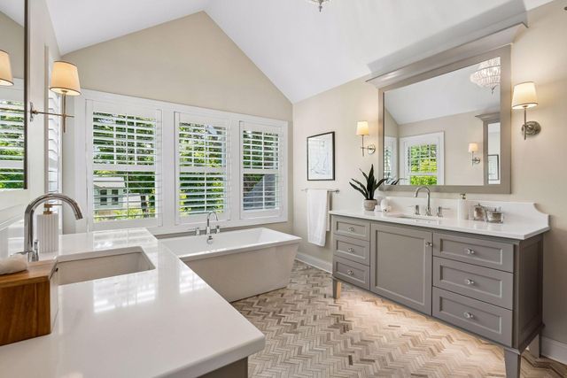 4535 W 56th Street, Edina, MN 55424