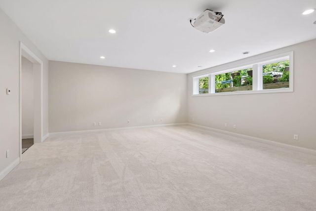 4535 W 56th Street, Edina, MN 55424