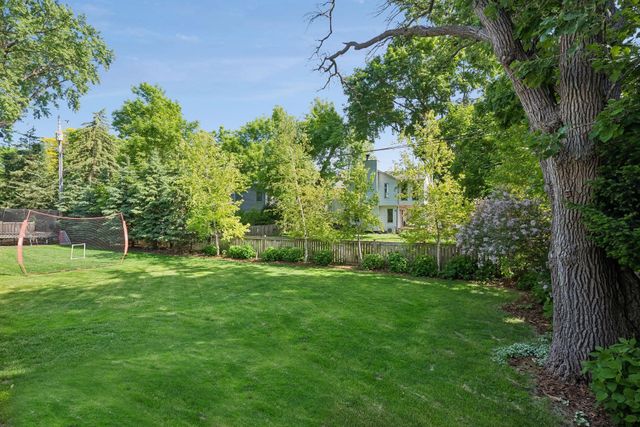 4535 W 56th Street, Edina, MN 55424