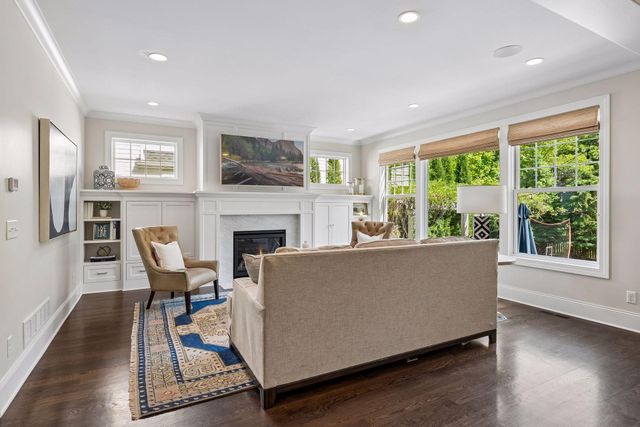 4535 W 56th Street, Edina, MN 55424