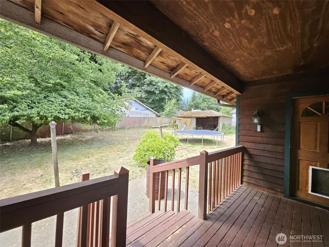 4415 W Jarstad Drive, Bremerton, WA 98312