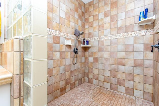 5648 Esmar Rd, Ceres, CA 95307