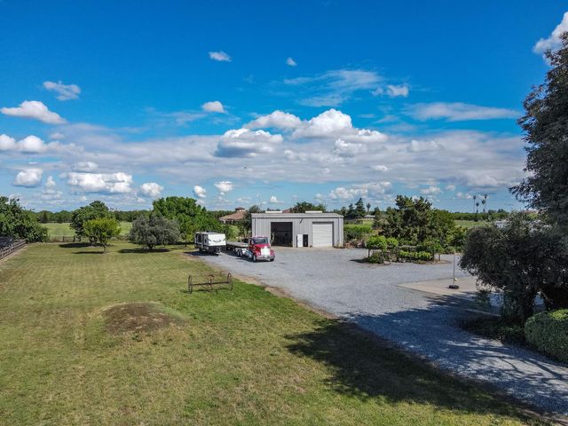 5648 Esmar Rd, Ceres, CA 95307
