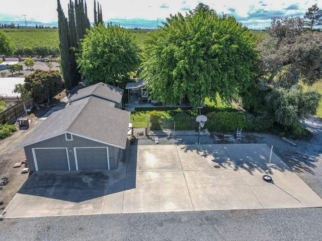 5648 Esmar Rd, Ceres, CA 95307