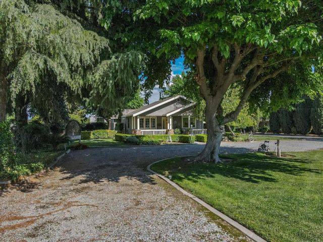 5648 Esmar Rd, Ceres, CA 95307