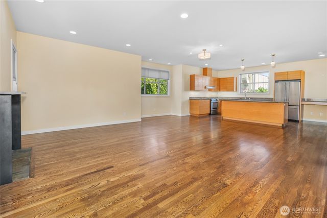 738 N 185th Street, Shoreline, WA 98133