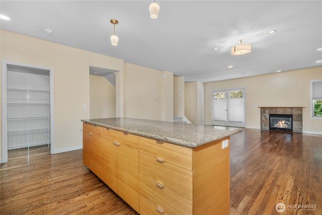 738 N 185th Street, Shoreline, WA 98133