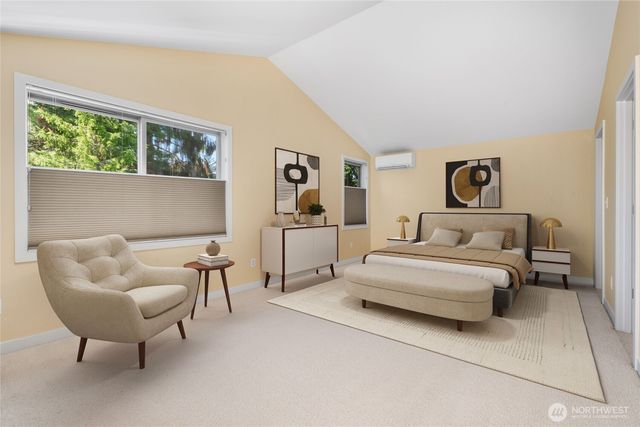 738 N 185th Street, Shoreline, WA 98133