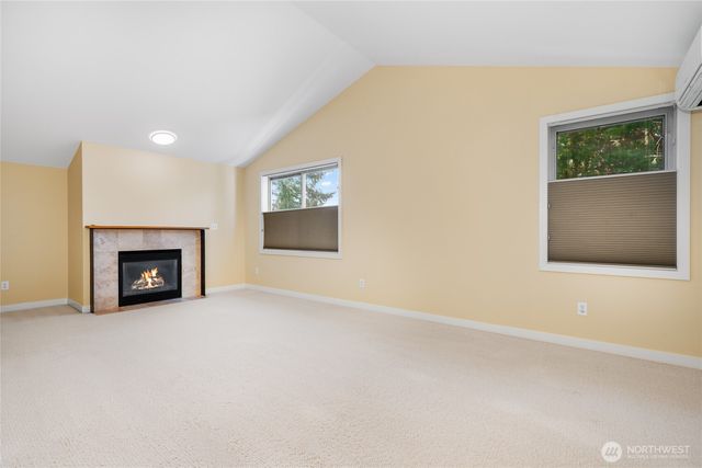 738 N 185th Street, Shoreline, WA 98133