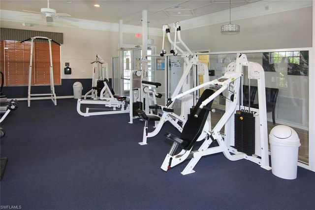 8155 Pacific Beach DR, Fort Myers, FL 33966