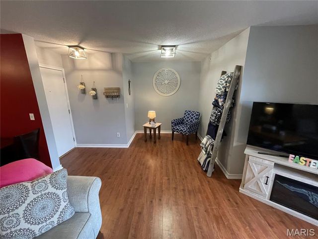 3417 Country Stone Manor Drive F, Manchester, MO 63088