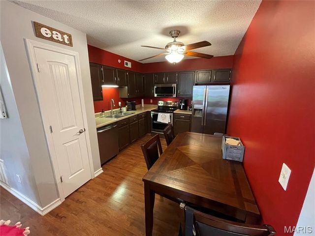 3417 Country Stone Manor Drive F, Manchester, MO 63088