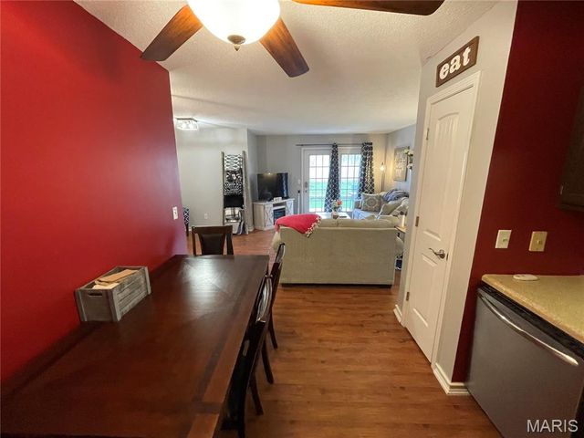 3417 Country Stone Manor Drive F, Manchester, MO 63088