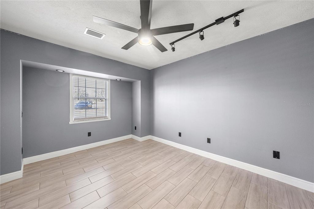 Image 19 of property listing at 6460 PECAN COURSE, Ocala, FL 34472