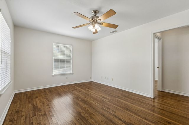 1516 Baxley Street, Carrollton, TX 75006