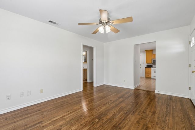 1516 Baxley Street, Carrollton, TX 75006