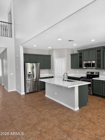 728 W DESERT CANYON Drive, San Tan Valley, AZ 85143