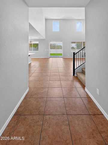 728 W DESERT CANYON Drive, San Tan Valley, AZ 85143