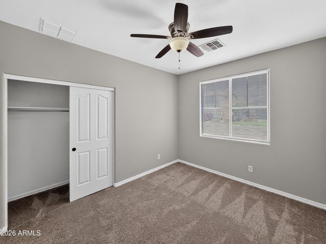 728 W DESERT CANYON Drive, San Tan Valley, AZ 85143
