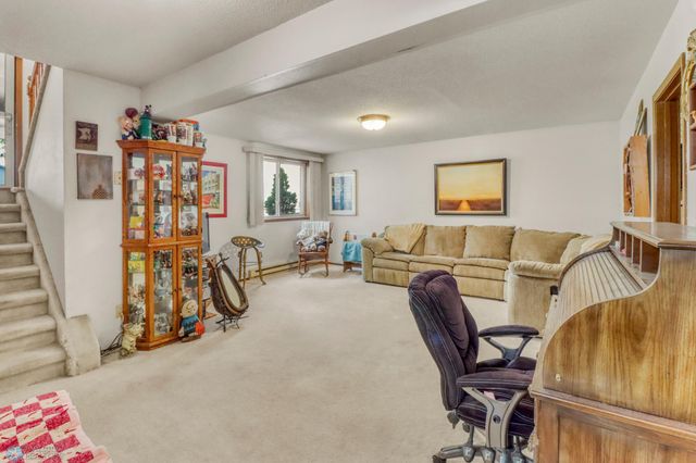 2744 32nd Street S, Moorhead, MN 56560