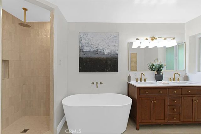 1604 N Laurel Avenue, Upland, CA 91784