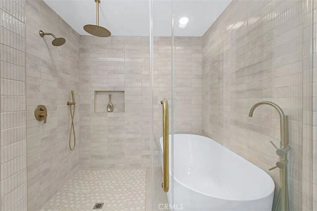 1604 N Laurel Avenue, Upland, CA 91784