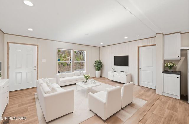 123 Friendship Lane, Rockwood, TN 37854