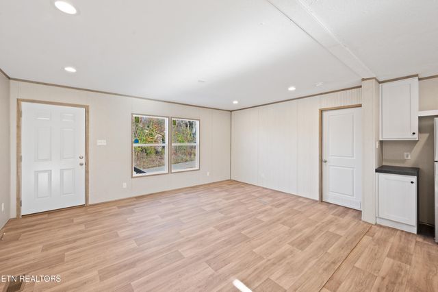 123 Friendship Lane, Rockwood, TN 37854