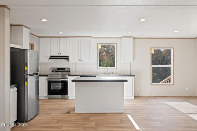 123 Friendship Lane, Rockwood, TN 37854