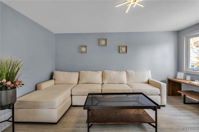 27 Basswood Drive, Cheektowaga, NY 14227