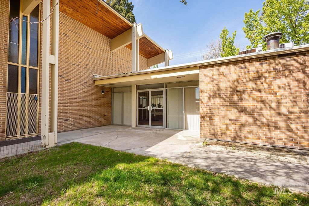 408 N Garden St, Boise, ID 83706 photo 8