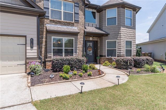 5703 Shore Isle Court, Flowery Branch, GA 30542