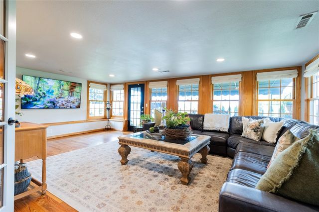173 San Jose Drive, Springdale, AR 72764