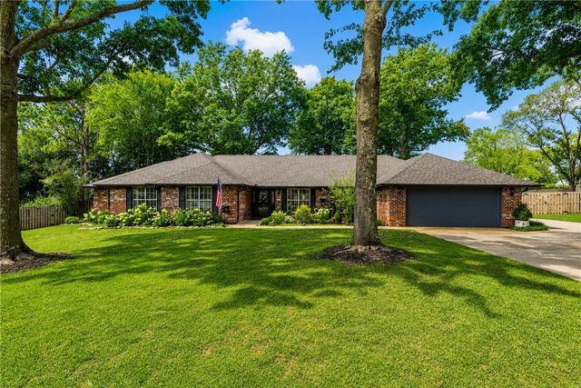 173 San Jose Drive, Springdale, AR 72764