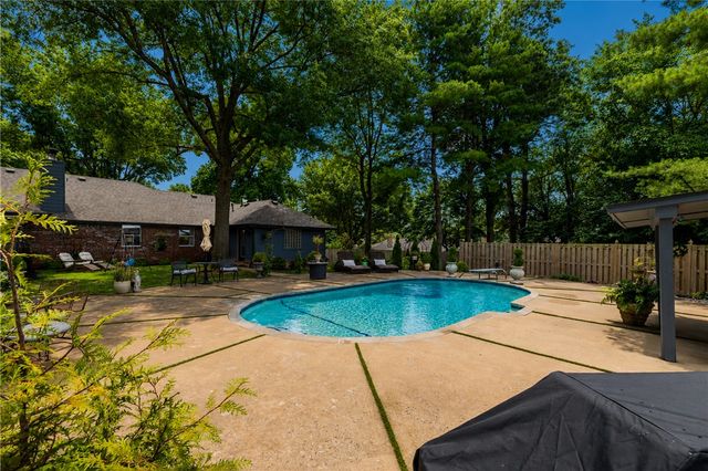 173 San Jose Drive, Springdale, AR 72764