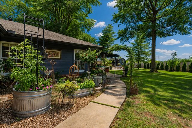 173 San Jose Drive, Springdale, AR 72764
