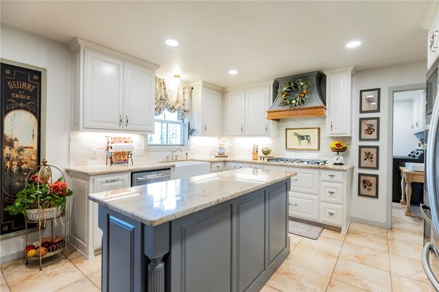 173 San Jose Drive, Springdale, AR 72764
