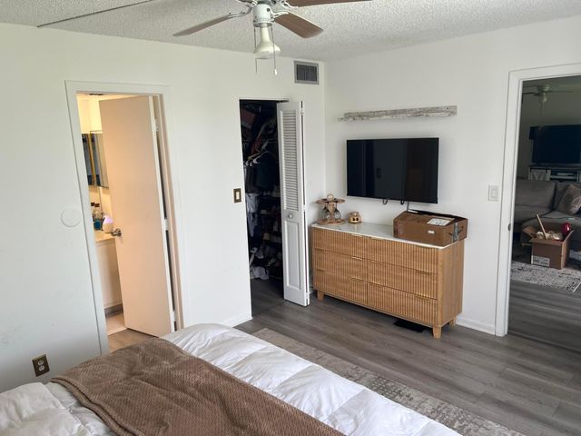 6301 N University Drive, Tamarac, FL 33321