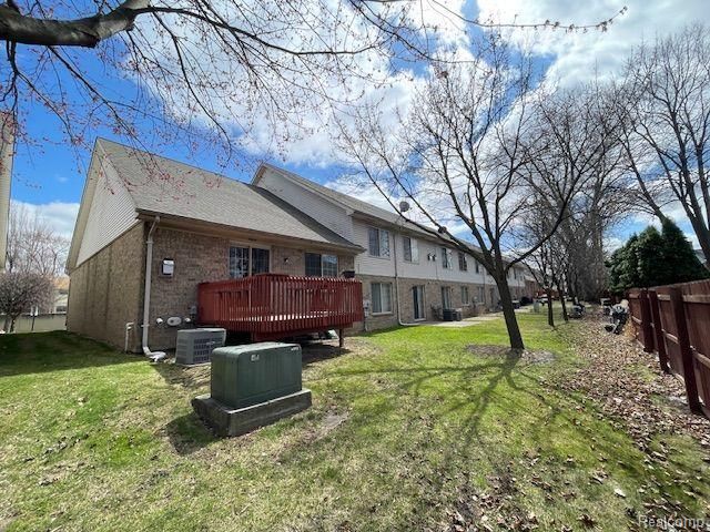 30885 Lee Frank Lane, Madison Heights, MI 48071