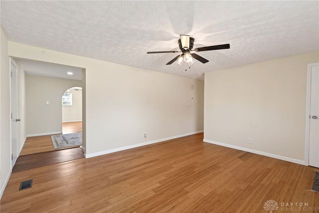 5214 Waverly Street, Fairborn, OH 45324