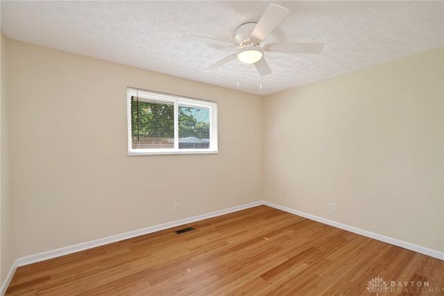 5214 Waverly Street, Fairborn, OH 45324
