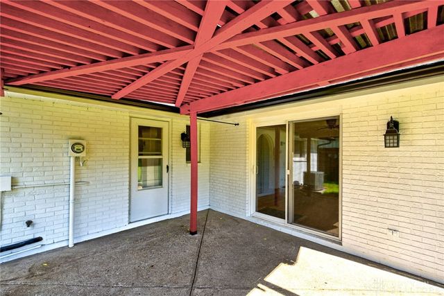5214 Waverly Street, Fairborn, OH 45324