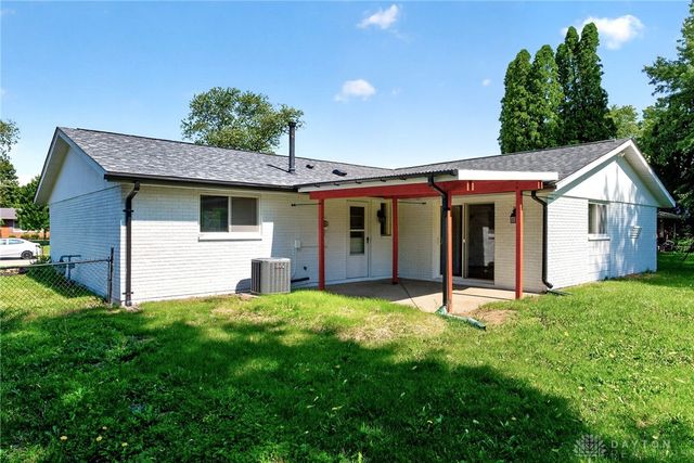 5214 Waverly Street, Fairborn, OH 45324