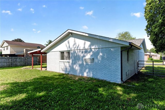 5214 Waverly Street, Fairborn, OH 45324
