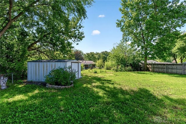 5214 Waverly Street, Fairborn, OH 45324