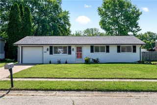 5214 Waverly Street, Fairborn, OH 45324