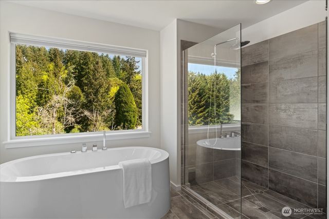 8586 121st Place SE, Newcastle, WA 98056
