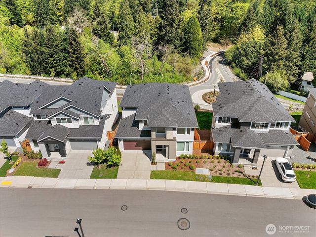 8586 121st Place SE, Newcastle, WA 98056