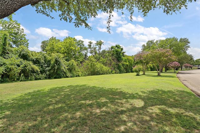15912 Archwood Lane 1016, Dallas, TX 75248